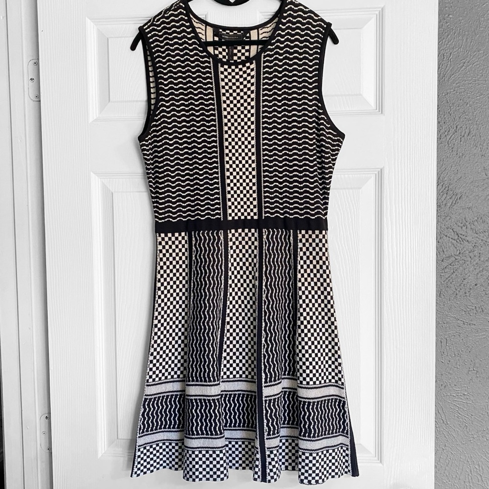 BCBGMaxAzria Black and White Geometric Midi Dress